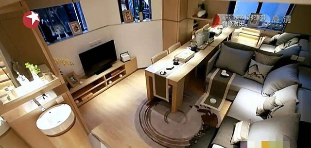 4 thành viên sống trong căn hộ 15m² phơi bày sự thật đáng sợ, diễn biến sau càng khiến người xem "nghẹt thở"!- Ảnh 5. 4 thành viên sống trong căn hộ 15m² phơi bày sự thật đáng sợ, diễn biến sau càng khiến người xem "nghẹt thở"!- Ảnh 5.