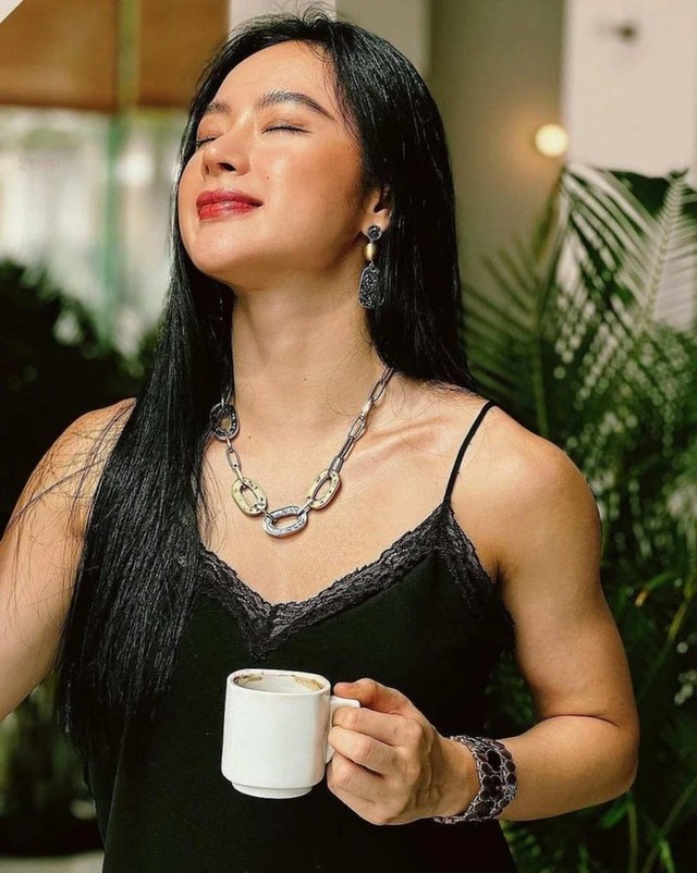 Body cuồn cuộn gây sốc của Angela Phương Trinh- Ảnh 4. Body cuồn cuộn gây sốc của Angela Phương Trinh- Ảnh 4.
