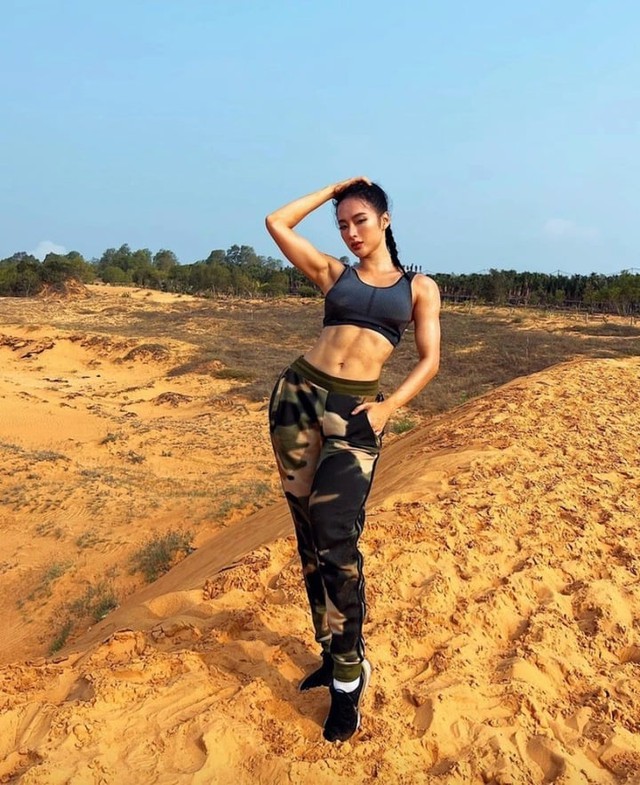 Body cuồn cuộn gây sốc của Angela Phương Trinh- Ảnh 3. Body cuồn cuộn gây sốc của Angela Phương Trinh- Ảnh 3.