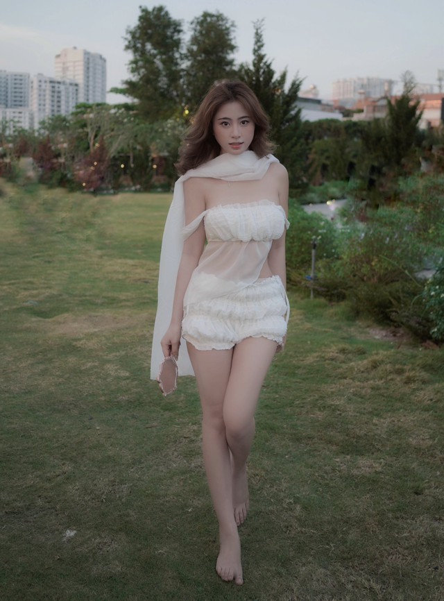 Nữ TikToker biến hình phong cách "cọc tính", hút triệu view vì diện mạo vẫn "slay" hết cỡ!- Ảnh 10.