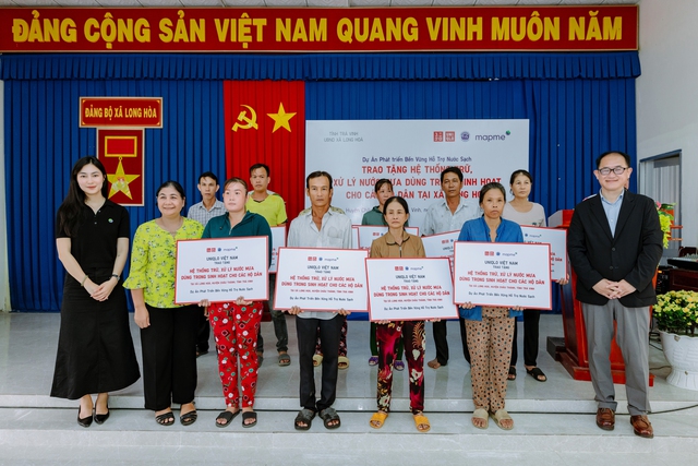 UNIQLO triển khai "Tuần lễ cảm ơn" với ưu đãi đặc biệt và hoạt động cộng đồng ý nghĩa- Ảnh 2. UNIQLO triển khai "Tuần lễ cảm ơn" với ưu đãi đặc biệt và hoạt động cộng đồng ý nghĩa- Ảnh 2.
