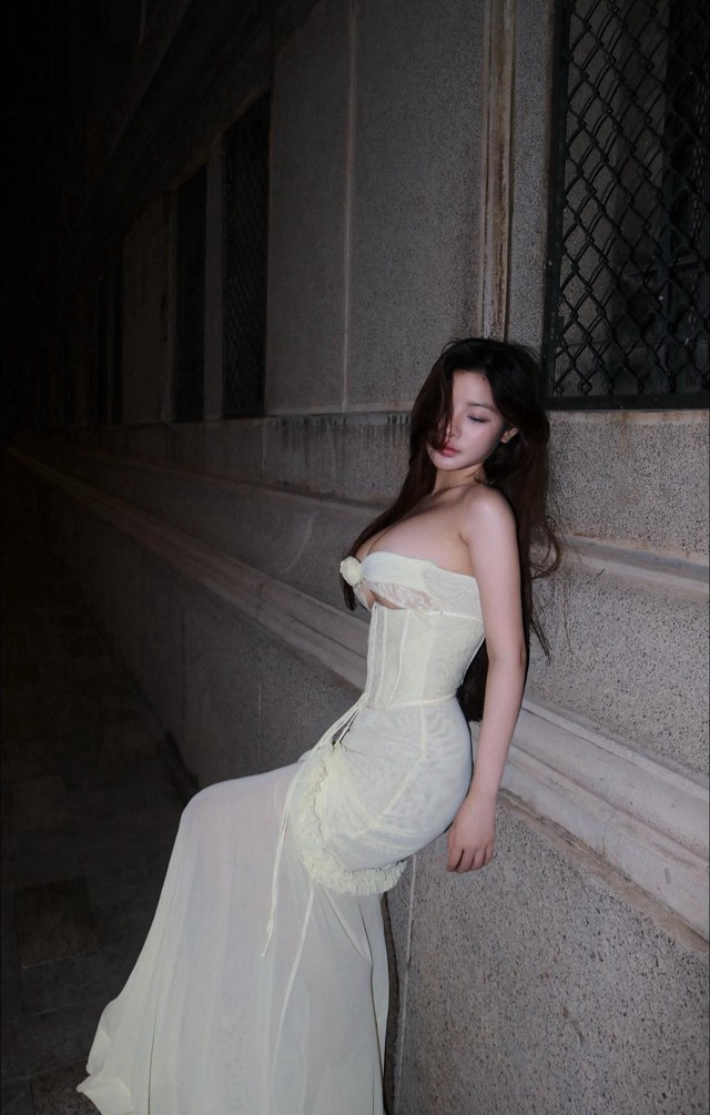 Hot girl lên tiếng vì bị bình luận khiếm nhã- Ảnh 4.