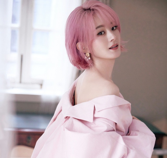 Triệu Lệ Dĩnh: Tiểu hoa đán bị nghi bán dâm, tình sử ngập drama "cứ đóng phim với ai yêu người nấy"- Ảnh 3.
