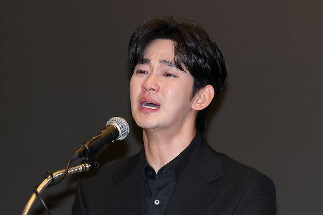 Son Heung-min bất ngờ bị xếp "chung mâm" với Kim Soo Hyun ở top những sao Hàn bị công chúng quay lưng- Ảnh 2.
