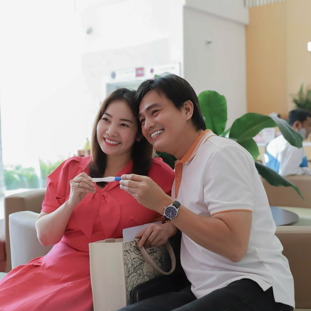Cặp đôi Vbiz thông báo có con đầu lòng sau gần 10 năm hiếm muộn- Ảnh 1.