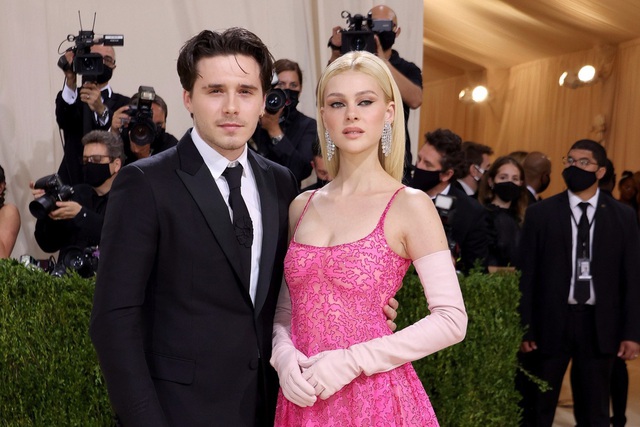 Phản ứng gây chú ý của Beckham khi con trai cả bị tố vô ơn tuyên bố “luôn chọn vợ”giữa lúc gia đình lục đục- Ảnh 1. Phản ứng gây chú ý của Beckham khi con trai cả bị tố vô ơn tuyên bố “luôn chọn vợ”giữa lúc gia đình lục đục- Ảnh 1.