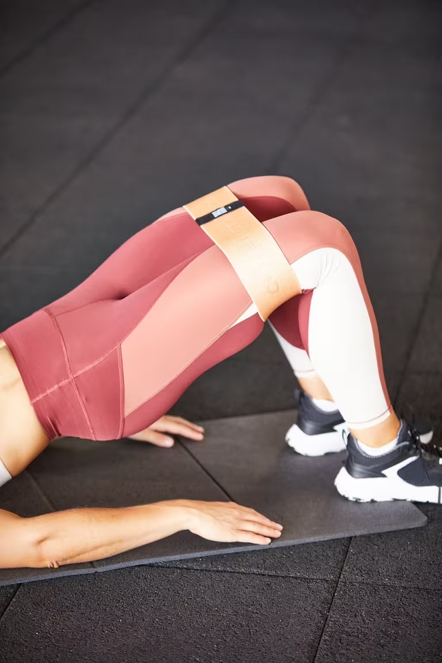Cách siết mỡ bụng nhanh nhất mà chị em có thể tập ngay tại nhà- Ảnh 13.