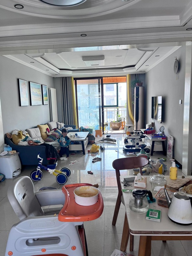 5 lỗi phong thủy trong phòng khách khiến tài lộc trôi sạch, "quét bay" vận may của gia chủ- Ảnh 1.