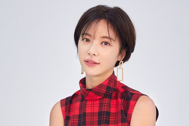 Hwang Jung Eum ly hôn đại gia ngành thép, ra tuyên bố nóng về vụ bị chồng cũ tịch thu tòa nhà 34 tỷ- Ảnh 4. Hwang Jung Eum ly hôn đại gia ngành thép, ra tuyên bố nóng về vụ bị chồng cũ tịch thu tòa nhà 34 tỷ- Ảnh 4.
