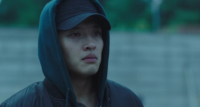 Mỹ nam đóng chính cùng lúc 2 phim Hàn đang hot rần rần, cả top 1 Netflix lẫn top 1 phòng vé mới đáng nể- Ảnh 5. Mỹ nam đóng chính cùng lúc 2 phim Hàn đang hot rần rần, cả top 1 Netflix lẫn top 1 phòng vé mới đáng nể- Ảnh 5.