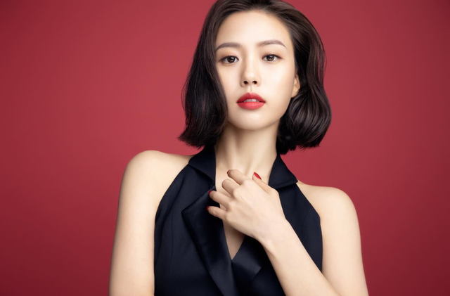"Mỹ nhân con cưng Netflix" bị tố bắt nạt, trấn lột bạn học, nhạo báng người khuyết tật  - Ảnh 3.
