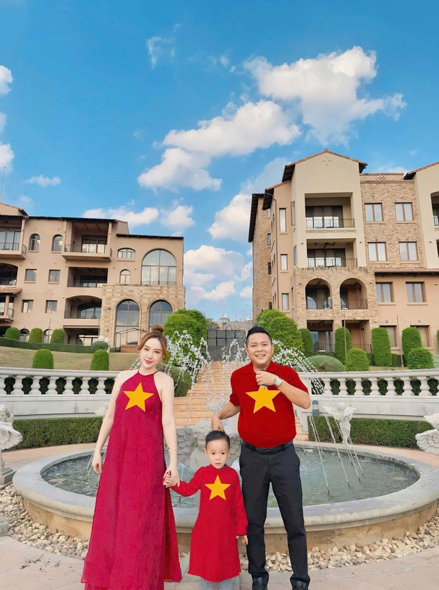 Nữ ca sĩ Vbiz "đánh úp" tổ chức lễ cưới: Có dàn vệ sĩ hùng hậu che chắn, chồng là đại gia hơn 10 tuổi- Ảnh 7.
