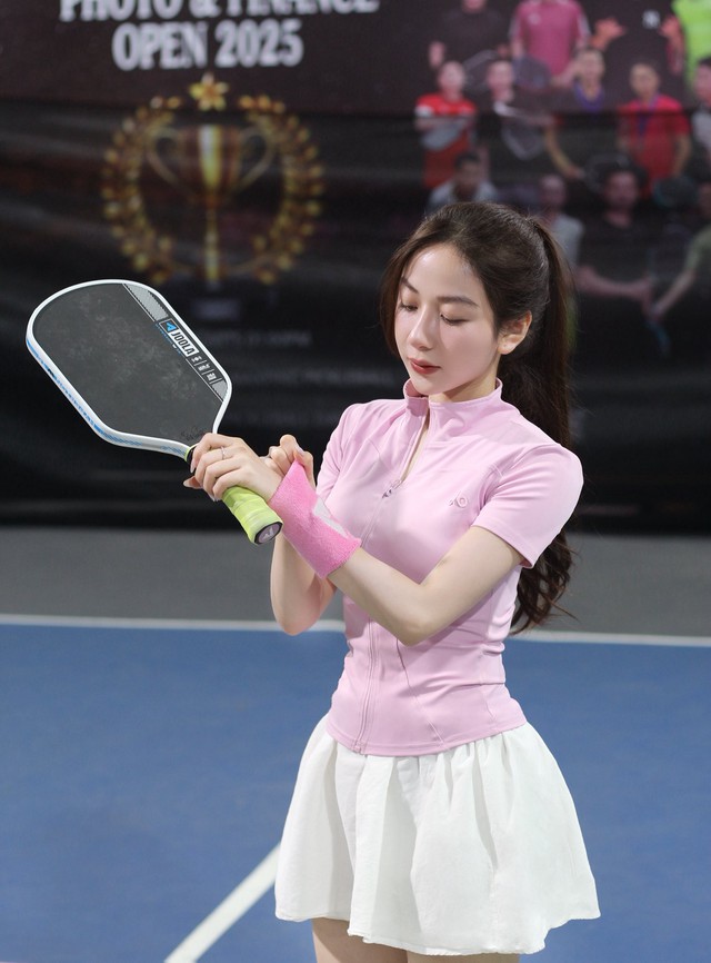 Vừa gia nhập làng pickleball, gái xinh đã gây thương nhớ- Ảnh 2.