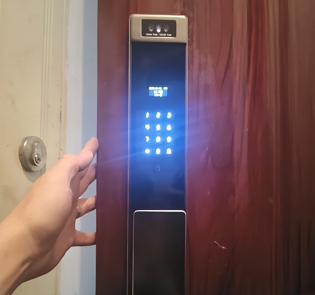 1 thiết kế từng là "kim bích huy hoàng", giờ bị nhiều người quay lưng không thương tiếc- Ảnh 6. 1 thiết kế từng là "kim bích huy hoàng", giờ bị nhiều người quay lưng không thương tiếc- Ảnh 6.