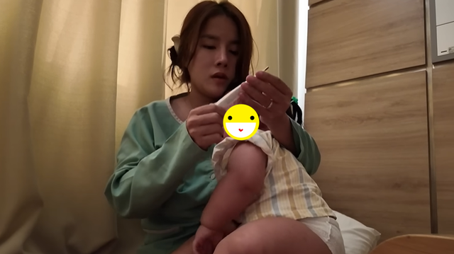 Bà Nhân Vlog bị chỉ trích vì con bị Covid-19 cũng đưa lên làm content- Ảnh 5.