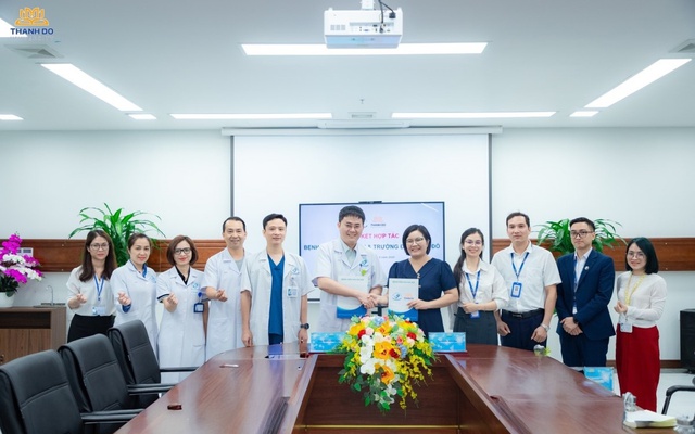 Từ giảng đường Trường Đại học Thành Đô đến CEO nhà thuốc uy tín- Ảnh 1.