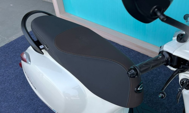 Ra mắt xe tay ga bình dân giá chưa đến 30 triệu đồng: Thiết kế hiện đại, trang bị vượt Vision- Ảnh 6. Ra mắt xe tay ga bình dân giá chưa đến 30 triệu đồng: Thiết kế hiện đại, trang bị vượt Vision- Ảnh 6.