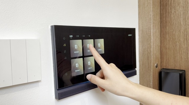6 thành viên sống chen chúc trong căn nhà 20m²: Muốn leo cầu thang phải cúi người khom lưng, nhìn thôi đã muốn nghẹt thở!- Ảnh 12.