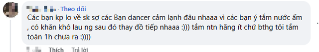 Zoom cận khoảnh khắc "cống hiến" của nữ dancer cho buổi diễn, người xem bày tỏ lo lắng- Ảnh 7. Zoom cận khoảnh khắc "cống hiến" của nữ dancer cho buổi diễn, người xem bày tỏ lo lắng- Ảnh 7.