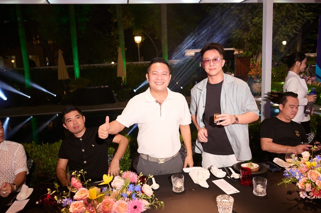 Giải pickleball Vbiz: Hiền Hồ ẵm cúp vô địch, Bảo Thy - tình cũ Hoa hậu Hương Giang thi đấu rực lửa!- Ảnh 12. Giải pickleball Vbiz: Hiền Hồ ẵm cúp vô địch, Bảo Thy - tình cũ Hoa hậu Hương Giang thi đấu rực lửa!- Ảnh 12.