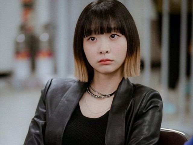 Đóa hoa độc lạ của showbiz: Từ "quái vật" khiến 1500 người ôm hận đến nữ chính không ai có thể thay thế- Ảnh 5.