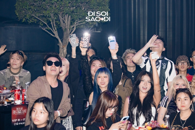 Concert Rap Việt “trá hình” của đội BigDaddy: Loạt rapper hoá thần tượng chất, “trùm cuối” đu xà xuất hiện cực nghệ- Ảnh 13.