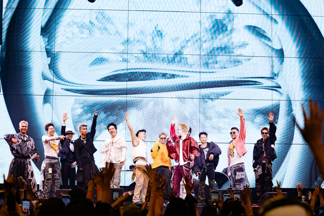 Concert Rap Việt “trá hình” của đội BigDaddy: Loạt rapper hoá thần tượng chất, “trùm cuối” đu xà xuất hiện cực nghệ- Ảnh 14.