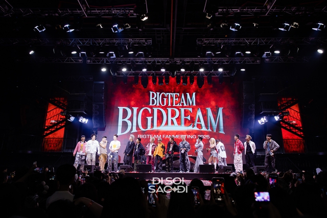 Concert Rap Việt “trá hình” của đội BigDaddy: Loạt rapper hoá thần tượng chất, “trùm cuối” đu xà xuất hiện cực nghệ- Ảnh 2.