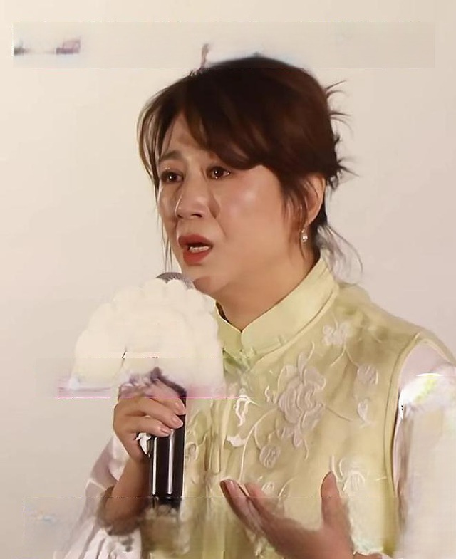 “Nữ hoàng phòng vé” khóc lóc đòi "cạch mặt" bạn diễn vì 1 hành động đi quá giới hạn- Ảnh 1.