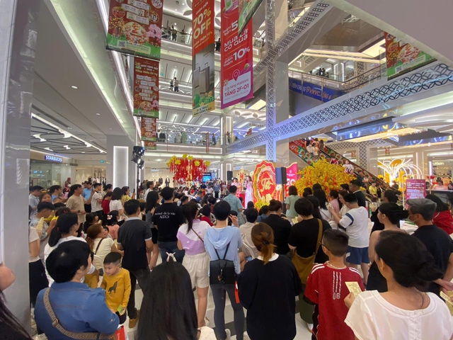 “Cha đẻ” của Vạn Hạnh Mall là người đứng sau cú “hồi sinh” ngoạn mục của  Parkson Hùng Vương?- Ảnh 4.