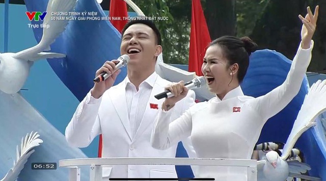 Đông Hùng lên tiếng về Võ Hạ Trâm sau màn hát cùng ở đại lễ 30/4, hành động ra sao mà ai cũng tấm tắc?- Ảnh 1. Đông Hùng lên tiếng về Võ Hạ Trâm sau màn hát cùng ở đại lễ 30/4, hành động ra sao mà ai cũng tấm tắc?- Ảnh 1.