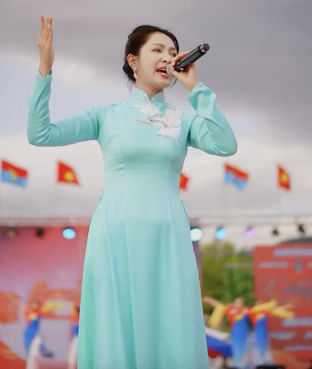 Nguyễn Duyên Quỳnh đang làm gì giữa những bình luận liên quan đến Võ Hạ Trâm?- Ảnh 4. Nguyễn Duyên Quỳnh đang làm gì giữa những bình luận liên quan đến Võ Hạ Trâm?- Ảnh 4.