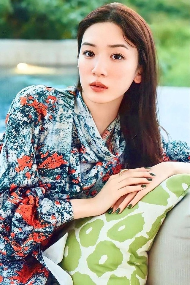 "Tiên nữ khóc nhè" đẹp nhất Nhật Bản: Cứ rơi lệ là bùng nổ visual, trở thành tội đồ vì 1 lời nguyền- Ảnh 12.