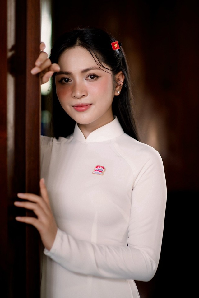 Màn trình diễn hit 3 tỷ view tại Đại lễ 30/4 nhanh chóng đạt 1 trending, Võ Hạ Trâm có động thái đặc biệt- Ảnh 4.