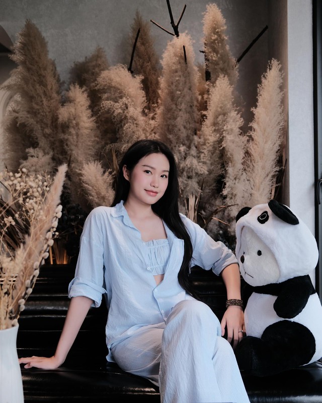 Bữa tiệc visual: Doãn Hải My khí chất "tiểu thư thành thị", đọ sắc 2 hot mom nhan sắc đỉnh nhất nhì làng bóng đá- Ảnh 1.