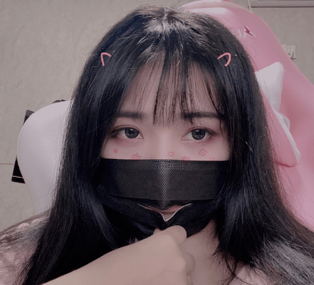 Nữ streamer "top 1 server" ngày ấy bị team qua đường tóm trọn khoảnh khắc không thể tin nổi- Ảnh 2.