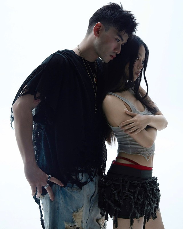 MV mới của tlinh có gì gây sốc đến mức dán nhãn 16+?- Ảnh 6. MV mới của tlinh có gì gây sốc đến mức dán nhãn 16+?- Ảnh 6.