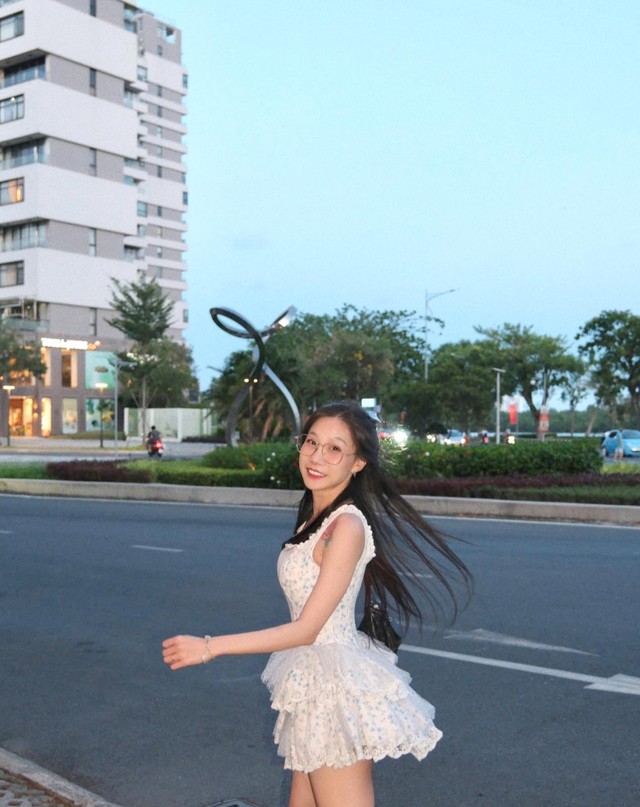 Nữ streamer cá tính, từng bị khán giả quay lưng bởi lùm xùm đời tư, bất ngờ đăng đàn tâm thư "comeback"- Ảnh 8. Nữ streamer cá tính, từng bị khán giả quay lưng bởi lùm xùm đời tư, bất ngờ đăng đàn tâm thư "comeback"- Ảnh 8.