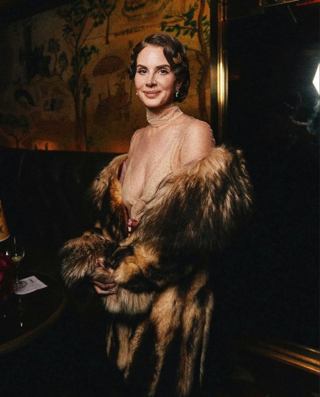 Mỹ nhân mặc đẹp nhất Met Gala nhưng bị Grammy phớt lờ: Từ nữ hầu bàn nghiện ngập đến sự nghiệp triệu đô- Ảnh 6.