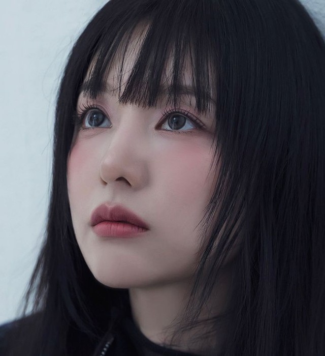 10 mỹ nhân có đôi mắt đẹp nhất thế giới: Kim Ji Won xếp bét bảng, hạng 1 là "kỳ quan thế giới thứ 8"- Ảnh 1.