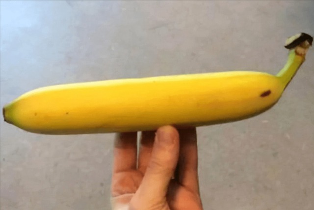 Đi chợ thấy chuối thẳng - chuối cong: Cao thủ liếc mắt 1 cái là biết nên chọn loại nào!- Ảnh 3. Đi chợ thấy chuối thẳng - chuối cong: Cao thủ liếc mắt 1 cái là biết nên chọn loại nào!- Ảnh 3.