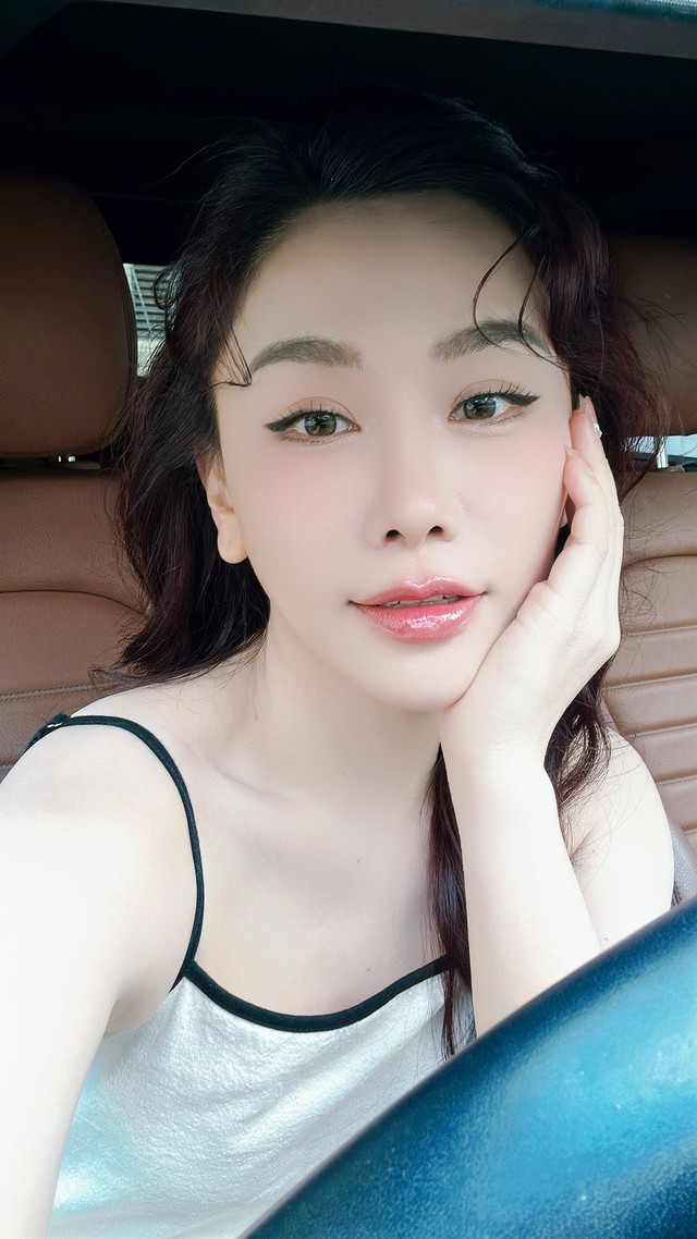 MC gây sốt với clip 4 triệu view ăn lòng se điếu: Sống trong nhà "view triệu đô", dẫn 18 chương trình cùng lúc- Ảnh 5.