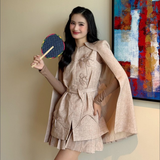 Hoa hậu Ý Nhi khiến dân mạng "quay xe": Mới đến Miss World 3 ngày mà thể hiện cỡ này!- Ảnh 2.