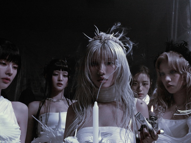 Nhóm nữ ám ảnh với đạo nhái- Ảnh 11. Nhóm nữ ám ảnh với đạo nhái- Ảnh 11.