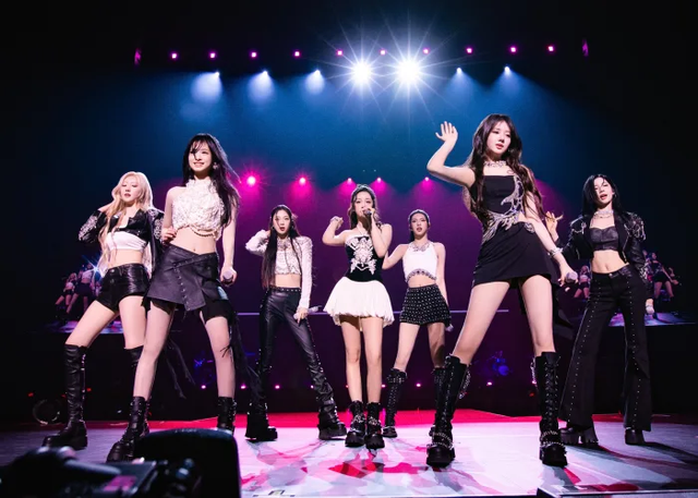 Trước thềm sang Việt Nam làm concert, "em gái BLACKPINK" thông báo 1 tin sốc- Ảnh 5. Trước thềm sang Việt Nam làm concert, "em gái BLACKPINK" thông báo 1 tin sốc- Ảnh 5.