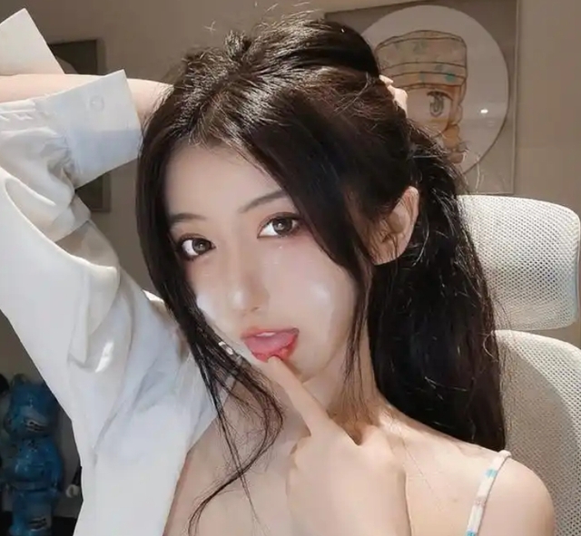 Vướng tin đồn tai hại, nữ streamer nổi tiếng rơi vào khủng hoảng phải tuyên bố điều đau lòng- Ảnh 2.