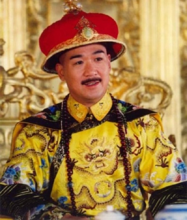 Bức ảnh phục dựng diện mạo thật của Càn Long gây sốc, rất giống một minh tinh hạng A đình đám- Ảnh 2. Bức ảnh phục dựng diện mạo thật của Càn Long gây sốc, rất giống một minh tinh hạng A đình đám- Ảnh 2.