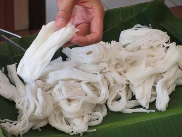 "Cậy răng" người bán bún cũng không thừa nhận bún chứa hàn the, bạn thử cách này 5 giây là biết sự thật- Ảnh 3.