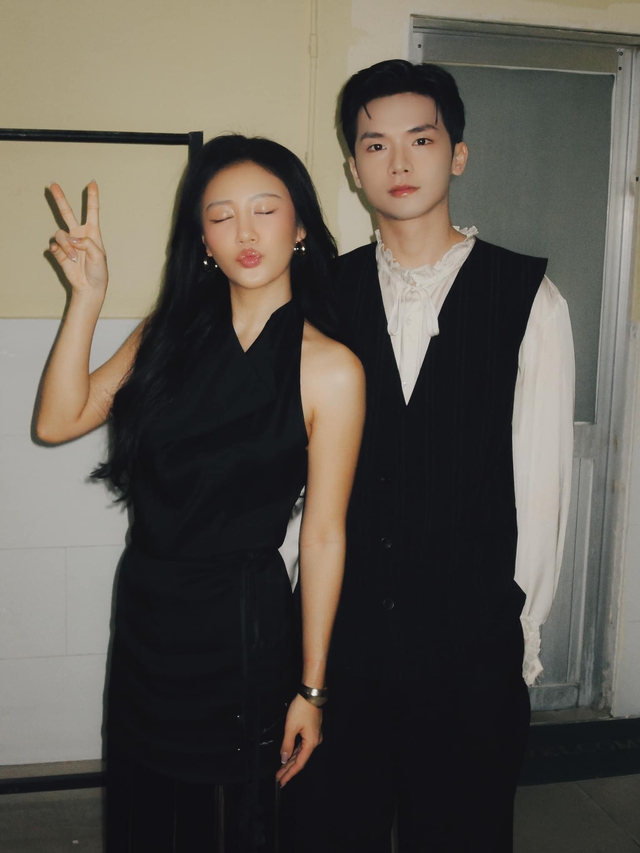 Debut 2 lần nam ca sĩ này vẫn “không chút bọt sóng” tại Vpop, rộ tin bạn trai Văn Mai Hương cũng chẳng ai tin!- Ảnh 8.