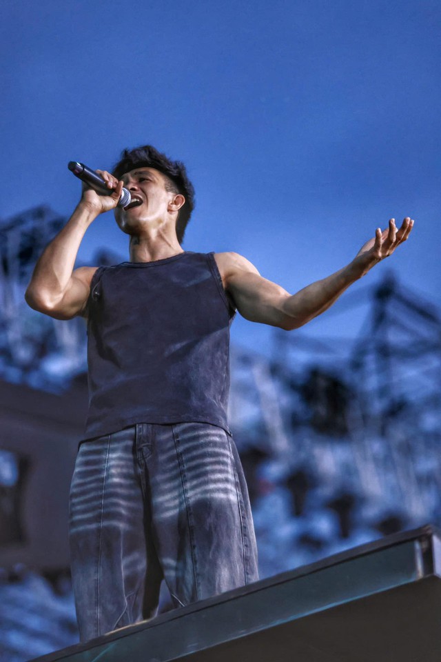 Loạt biến căng trước thềm concert Chông Gai, 1 thông báo của BTC làm fan tức giận đòi trả vé- Ảnh 7.